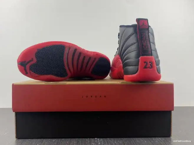 Jordan 12 Game Flu (2016) Retro 130690-002 0522